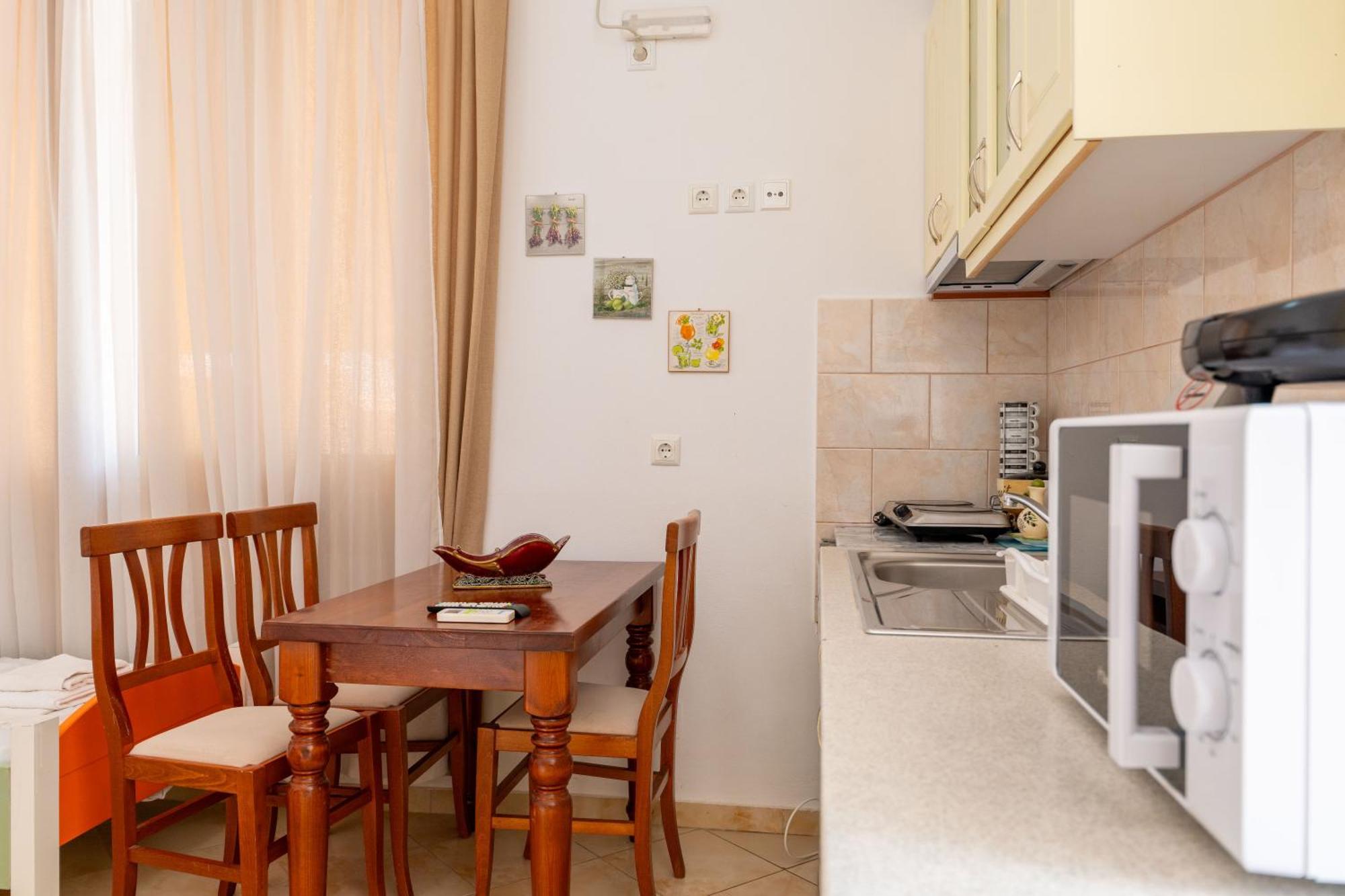 Cozy Apartments Downtown คซามิล ภายนอก รูปภาพ